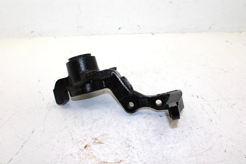 1999 Yamaha  Grizzly Oem Left Steering Knuckle 5GT-23501-00-00 AY47
