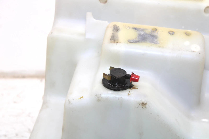 2001 Polaris Xc Sp 600 Oem Airbox/Oil Tank 1253336 SP188
