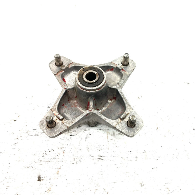 2000 Yamaha Warrior 350 YFM350X OEM Front Wheel Hub 3GD-25111-01-00 AY67