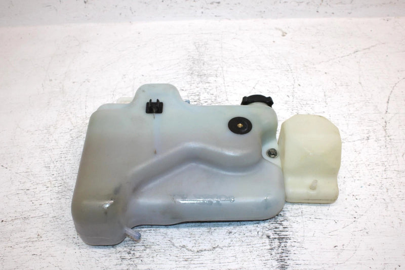 1995 Yamaha Vmax 600 Oem Oil/Coolant Tank 8AB-21751-01-00 SY11