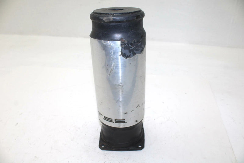 87 Yamaha Exciter EX570L OEM Front Shock Right Housing 82M-2377J-00-00 SY51