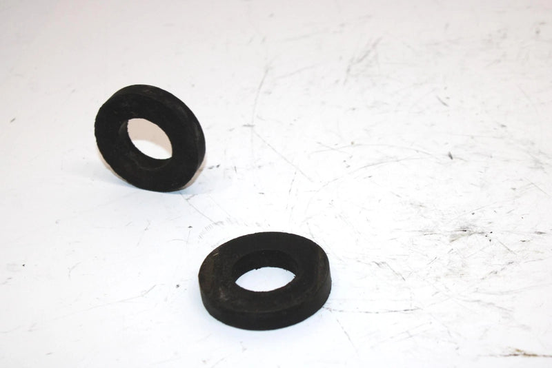 1988 Yamaha Phazer Oem Motor Mount Dampner Pair (blk) 8V0-21485-00-00 SY26