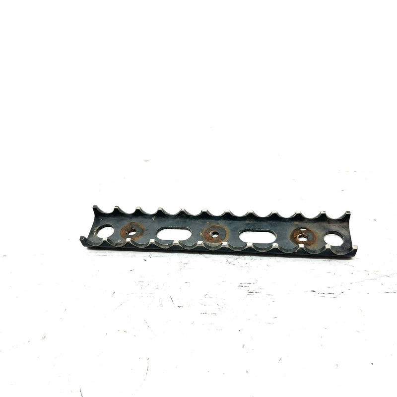 99-06 Polaris Trail Blazer 250 OEM Footrest Cleat Pair 5242525-067 AP221