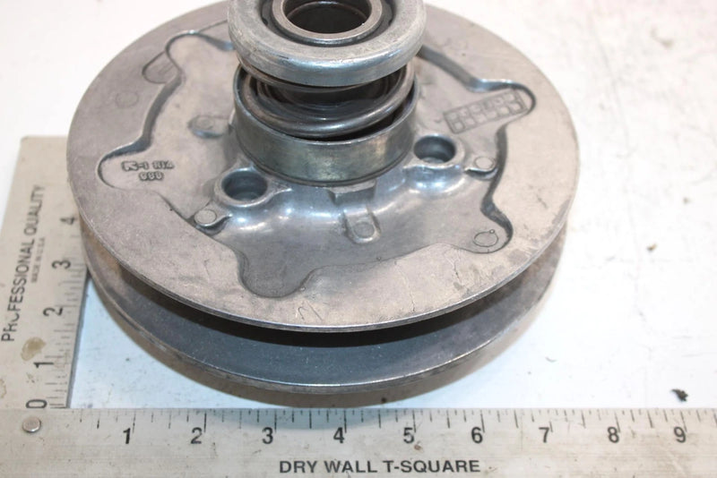 2005 Kawasaki Brute Force 750 4x4 Oem Secondary Driven Clutch 49094-0051 AK23