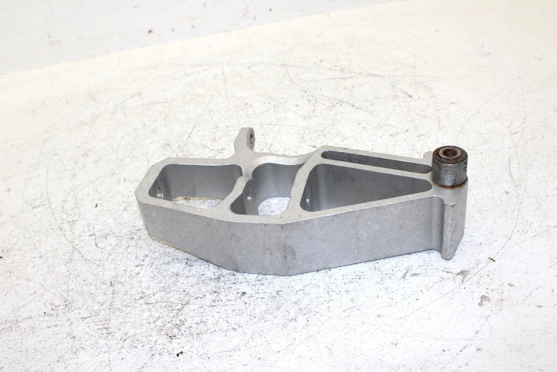 2013 Polaris 600 Rush Pro R Oem Right Steering Knuckle 1823802 SP29