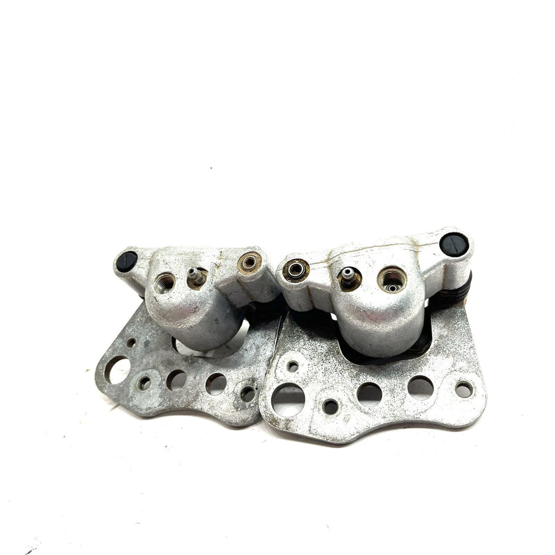 03-04 Polaris Magnum 330 4X4 OEM Front Caliper Set 1910681 AP218