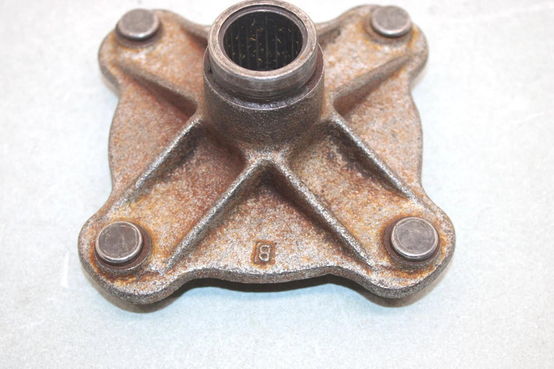 92 Kawasaki Bayou 300 4x4 Oem Rear Hub 49030-1104 AK12