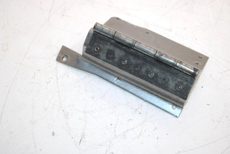 96 Polaris Xlt Oem Belt Cover Hinge 5240625 SP13