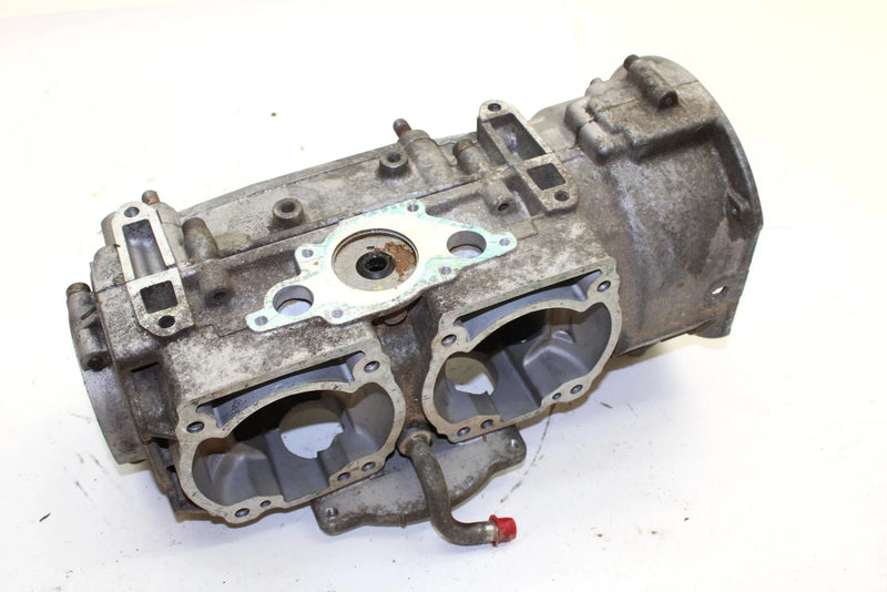 1998 Ski-doo Grand Touring 583 Oem Crankcase 420886848 SS71