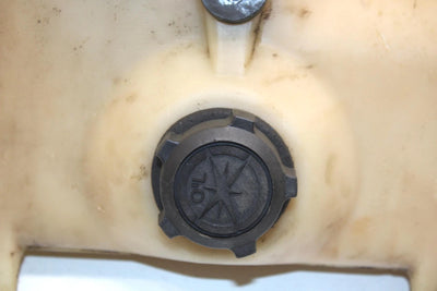 93 Polaris Sl 750 Oem Oil Tank Assembly 5431373 JP25