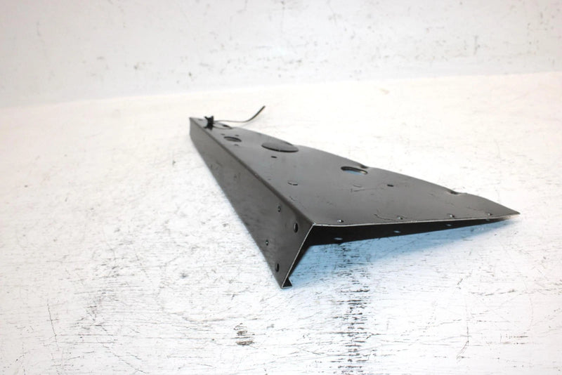 1996 Arctic Cat Zr 580 Oem Right Vent Backing Plate 0716-273 SA24