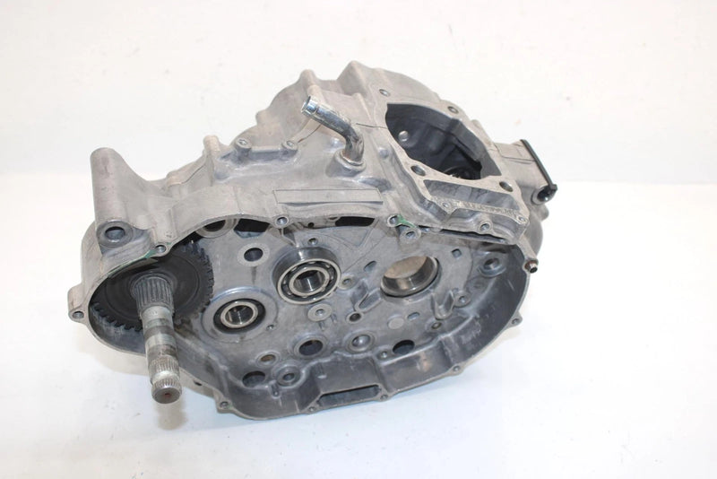 86 Honda Fourtrax 350 Trx350 4x4 Oem Crankcase 11100-HA7-670 AH31