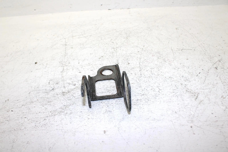 1990 Yamaha Phazer Ii Oem Engine Bracket 2 8V0-21419-00-00 SY16