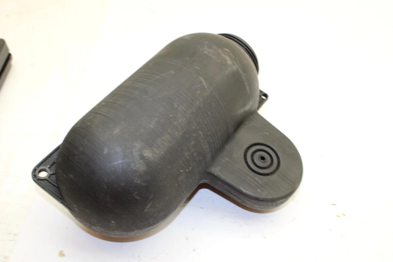90 Sea-Doo SP OEM Intake Silencer 290825690 B133