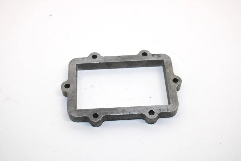 Ski-doo Oem Reed Valve Spacer Distance Flange 420924820 Q4862