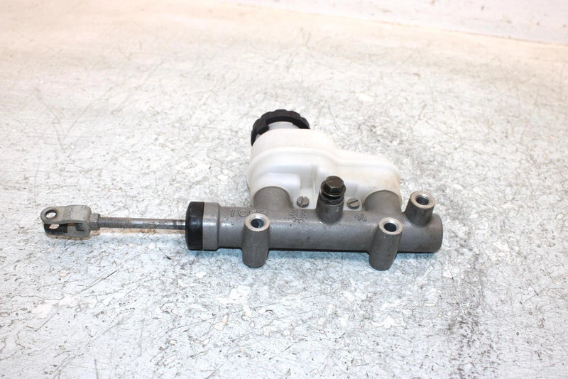 2015 Polaris Ranger 570 Eps Oem Brake Master Cylinder 2204117 XP5.2