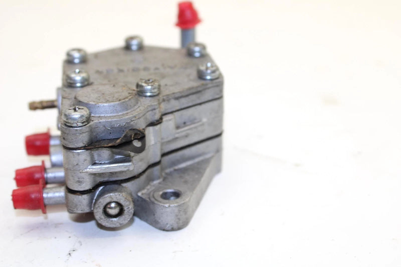 1999 Yamaha Vmax 700 Sx Oem Fuel Gas Pump 8CH-24410-00-00 SY105