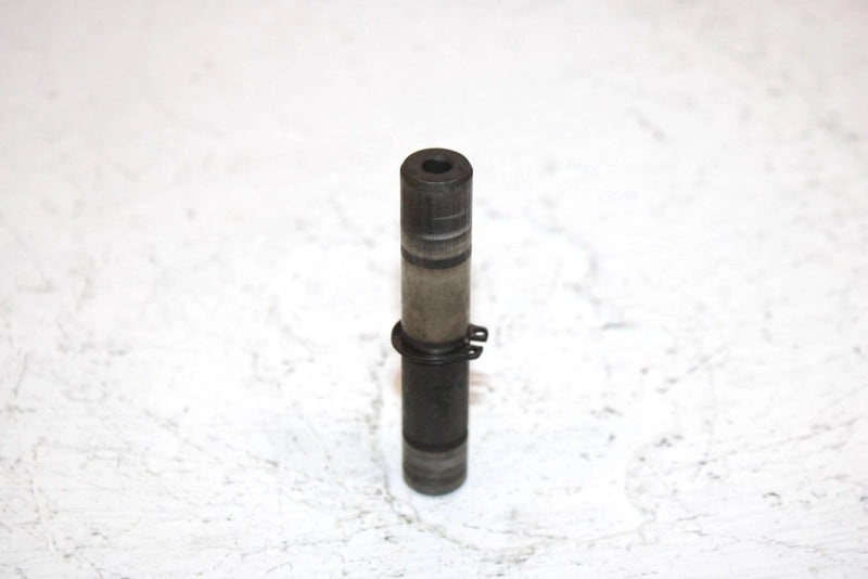 2000 Yamaha  Kodiak 400 Oem Starter Idler Gear Shaft 4KB-15522-01-00 AY26