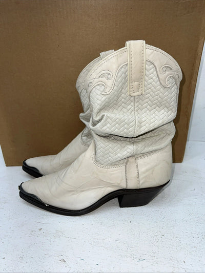 New Women’s Cream Capezio Cowboy Boots. L 467 7.5 7 1/2 M. 17-34