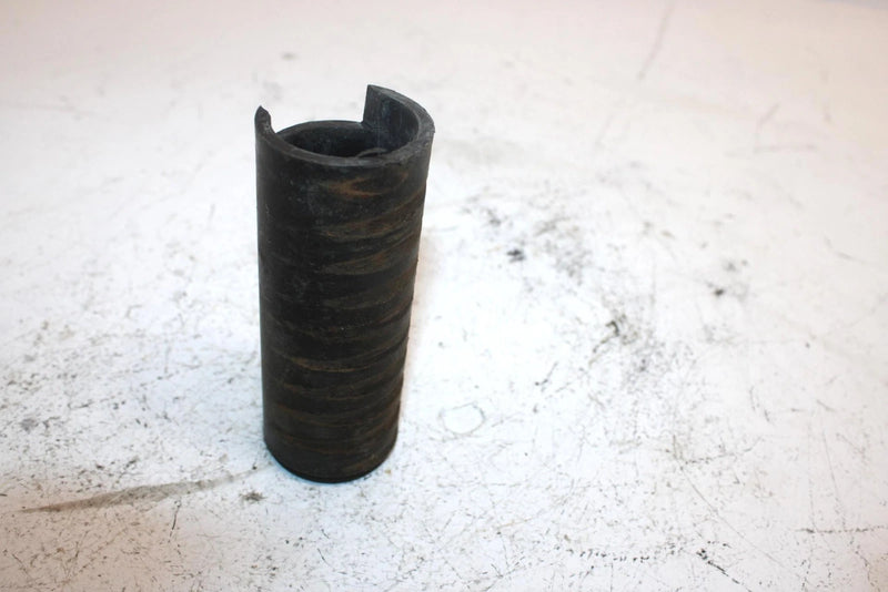 97 Polaris Indy 500 Oem Spring Sleeve 5431923 Q4059