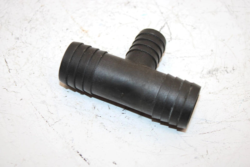 03 Polaris Rmk 700 Oem Coolant Hose Tee Connector 7052260 SP191