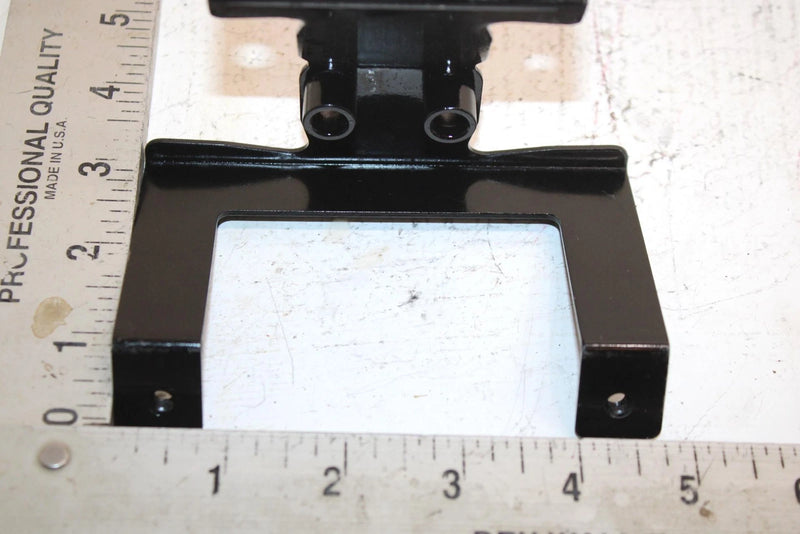 01 Polaris Sportsman 90 Oem Handlebar Cover Mount 0450468 AP61