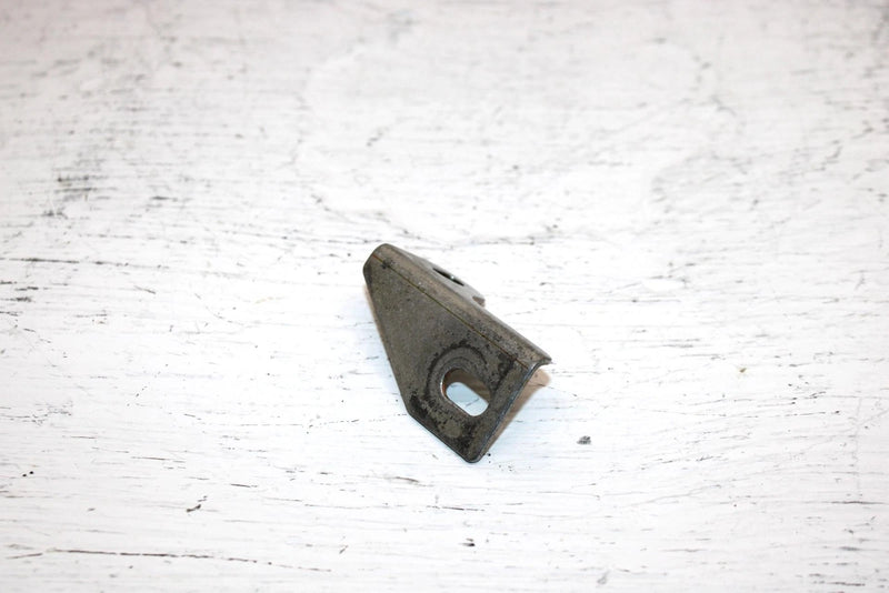 2002 Ski-doo Mxz 500 Oem Hood Hinge Center Plate 517302045 SS16