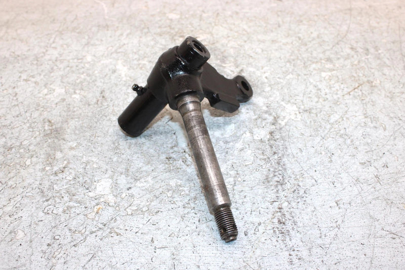 1988 Yamaha  Moto 4 Oem Left Steering Knuckle 59V-23501-01-00 AY23