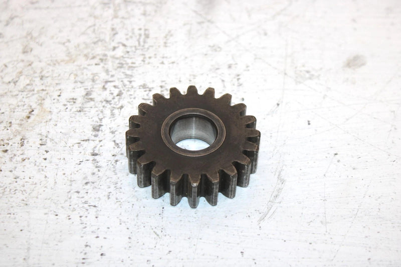 1996 Yamaha  Warrior 350 Oem 2nd Pinion Gear 1UY-17121-00-00 AY6