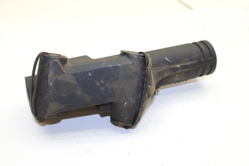 2006 Yamaha Apex Gt Oem Left Steering Knuckle 8ES-23501-10-00 B291