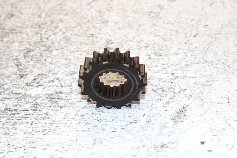 91 Yamaha Exciter Ii 570 Liquid Oem 18T Chaincase Sprocket 88F-17682-80-00 SY24