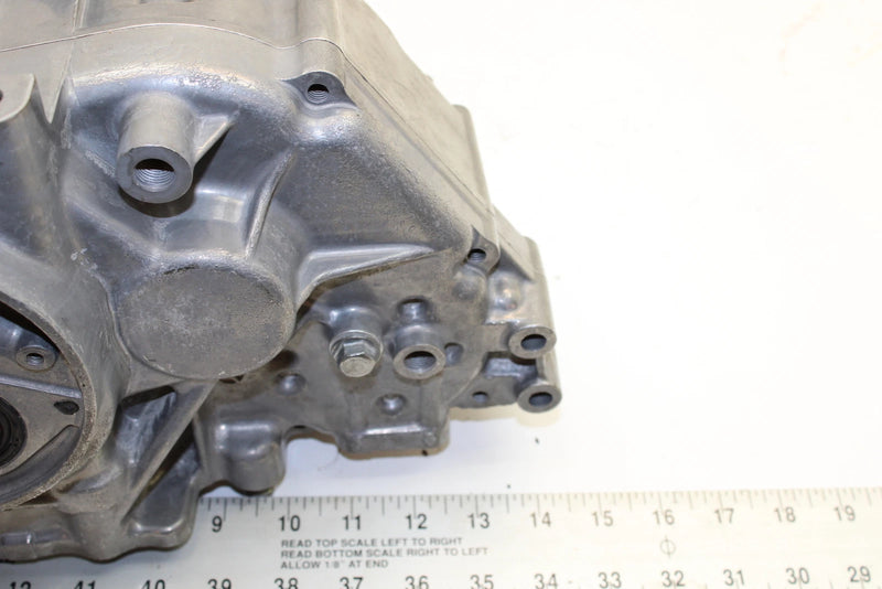 01 Polaris Sportsman 400 OEM Crankcase 3085633 AP107