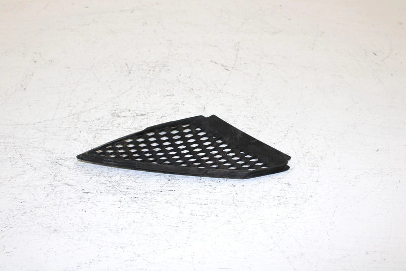 2006 Polaris 600 Fusion Oem Right Upper Hood Screen 5435623-070 SP31