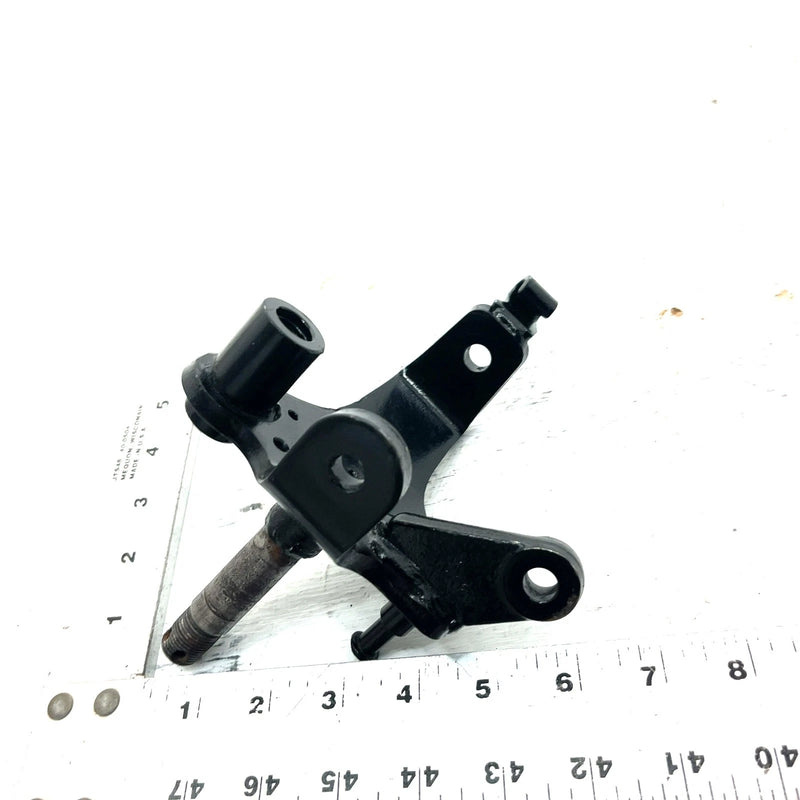 89-01 Suzuki Quadrunner 160 OEM Front Right Steering Knuckle 51230-02C01 AS32