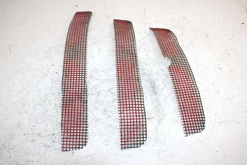 94 Polaris 440 L/c Oem Hood Vent Set SP53