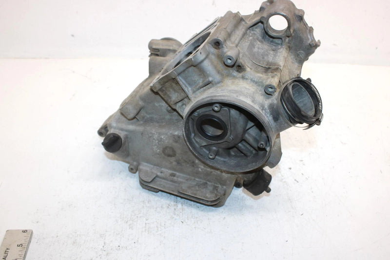 2001 Polaris Magnum 325 Oem Crankcase 3087115 3087124 AP98
