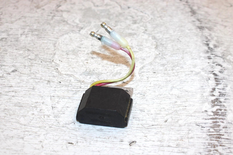 2001 Polaris 500 Classic Oem Voltage Regulator 4060104 SP27