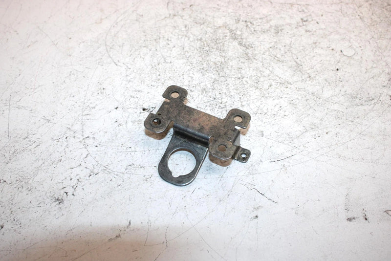 04 Polaris Predator Oem Handlebar Cover Bracket 5246383 AP62