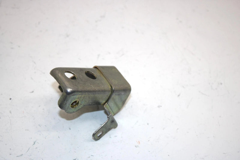 86 Honda Fourtrax 350 Trx350 4x4 Oem Right Air Duct Bracket 17214-HA7-670 AH31