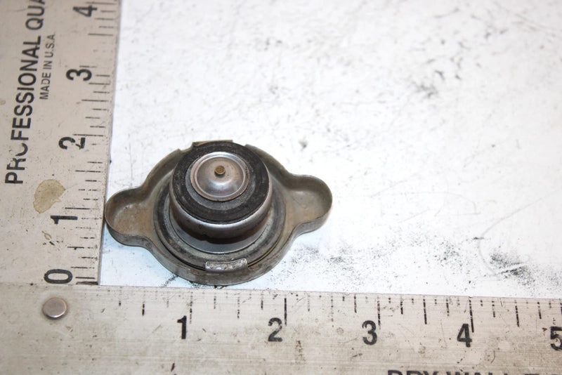 04 Polaris Predator Oem Radiator Cap 1240093 AP62