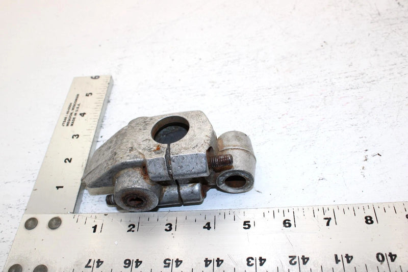 1990 Yamaha Phazer Ii LE Oem Left front Suspension Bracket 84M-2376E-00-00 SY14