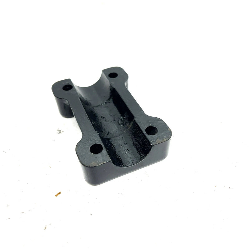 97-02 Polaris Scrambler 500 OEM Handlebar Clamp 5630616-067 AP211