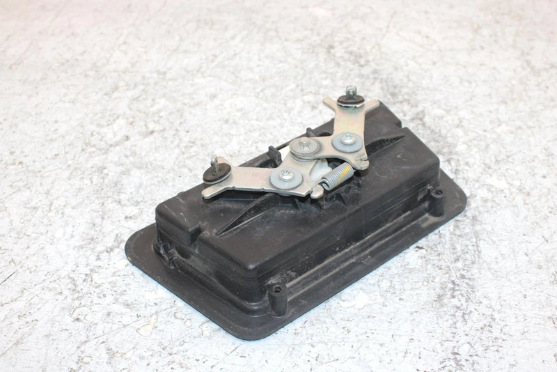 2015 Polaris Ranger 570 Eps Oem Tailgate Latch 7081820 XP5