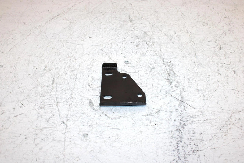 2000 Yamaha  Kodiak 400 Oem Exhaust Pipe Bracket 5GH-1477K-00-00 AY26