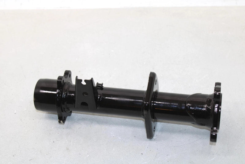 2003 Suzuki Lt-f400f Oem Right Axle Housing 61300-38F00 61300-38F10 AS23