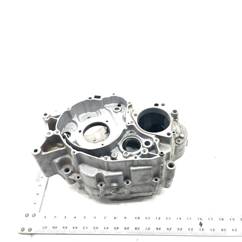 88-00 Honda FourTrax 300 TRX300FW 4x4 OEM Crankcase  11100-HM5-A10 AH89