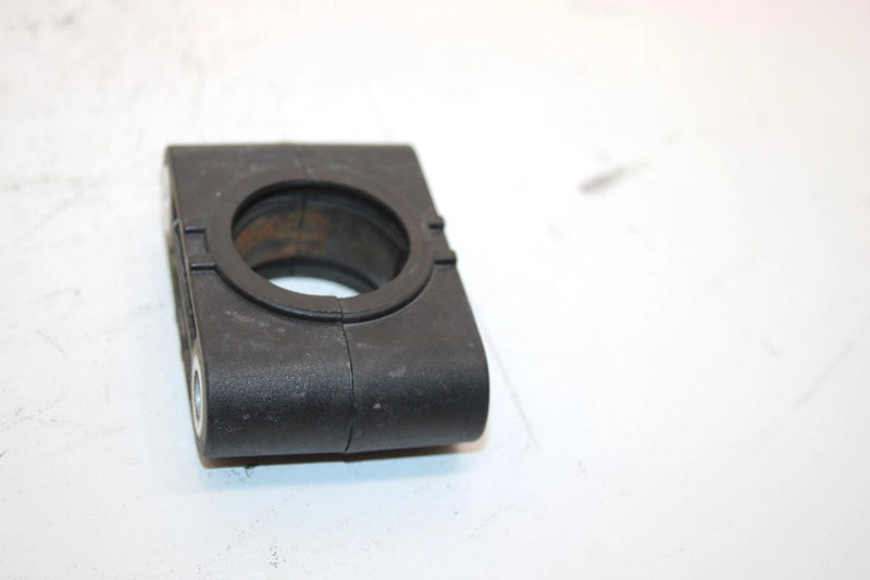 14 Can-am Outlander Max 400 Efi Oem Steering Post Bushing Set 709400471 AB6