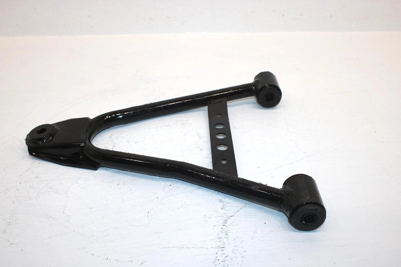 2007 Yamaha  Grizzly 350 2wd Oem Front Lower Right A Arm 5ND-F358A-01-00 AY28