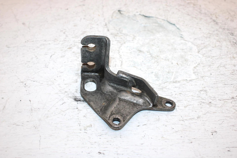 1990 Yamaha  Moto 4 Oem Rear Brake Cable Holder 52H-26381-00-00 AY5