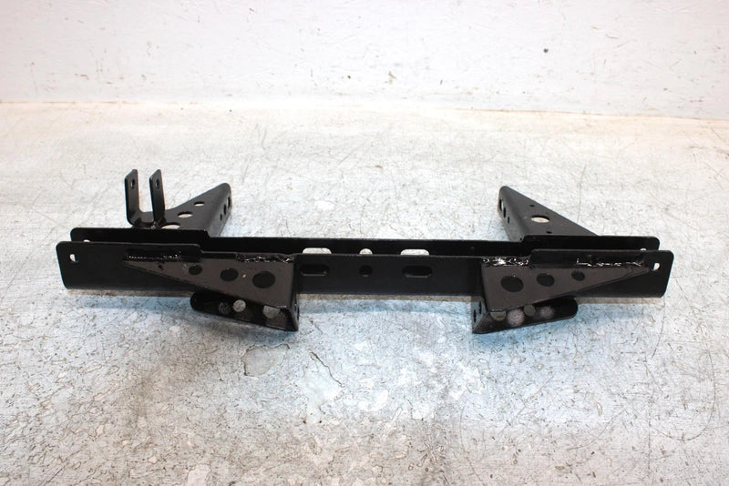 2006 Polaris Sportsman 500 Oem Rear Sway Bar Mount 1542305-067 AP186